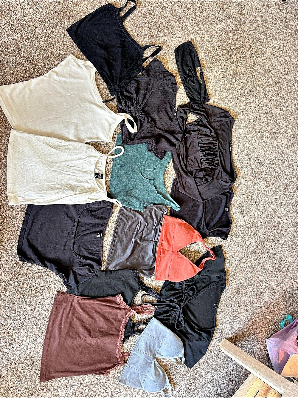 16 SHEIN tops!!! Total 25$